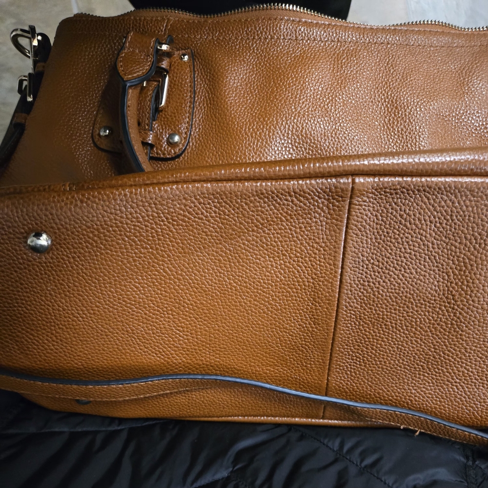Elegant Tan Leather Satchel - Picture 7 of 8